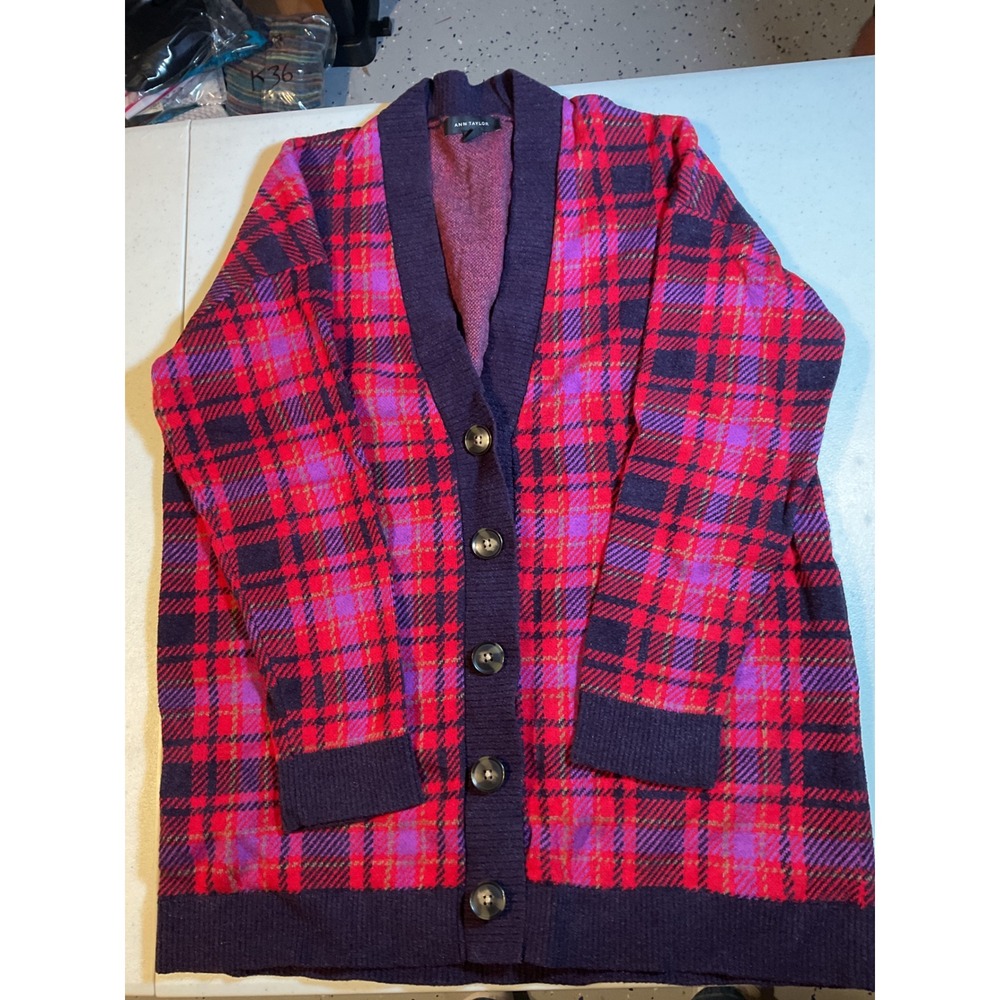Ann Taylor Plaid Cardigan Sweater Button Front Long Sleeve Red Purple Large